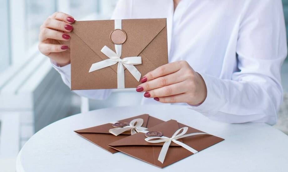 Wpływ uszlachetniania na trwałość i estetykę kopert kartonowych