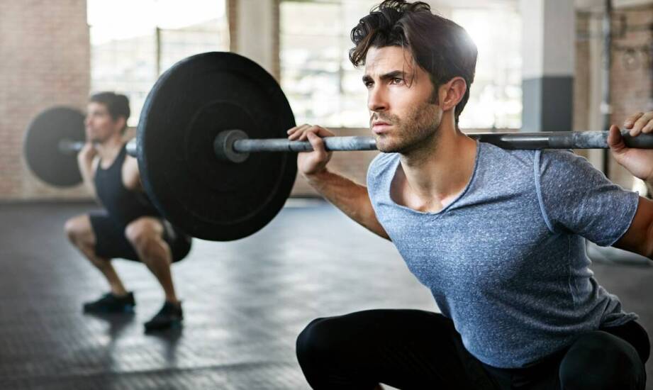 Jakie korzyści płyną z analizy wzorców ruchowych w treningu siłowym?