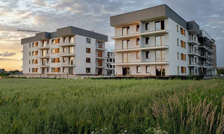 Jak dostępność miejsc parkingowych wpływa na komfort życia w nowych inwestycjach?