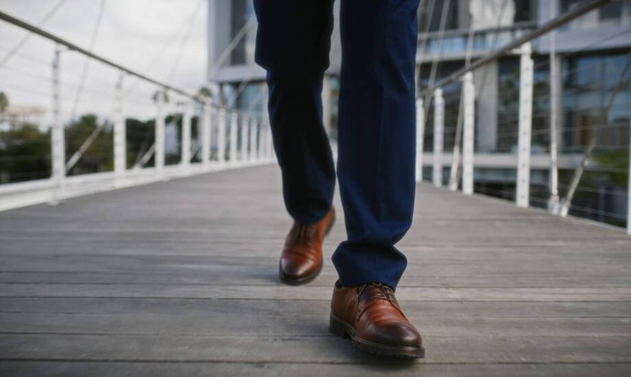 Spodnie rozciągliwe jako element nowoczesnej odzieży roboczej