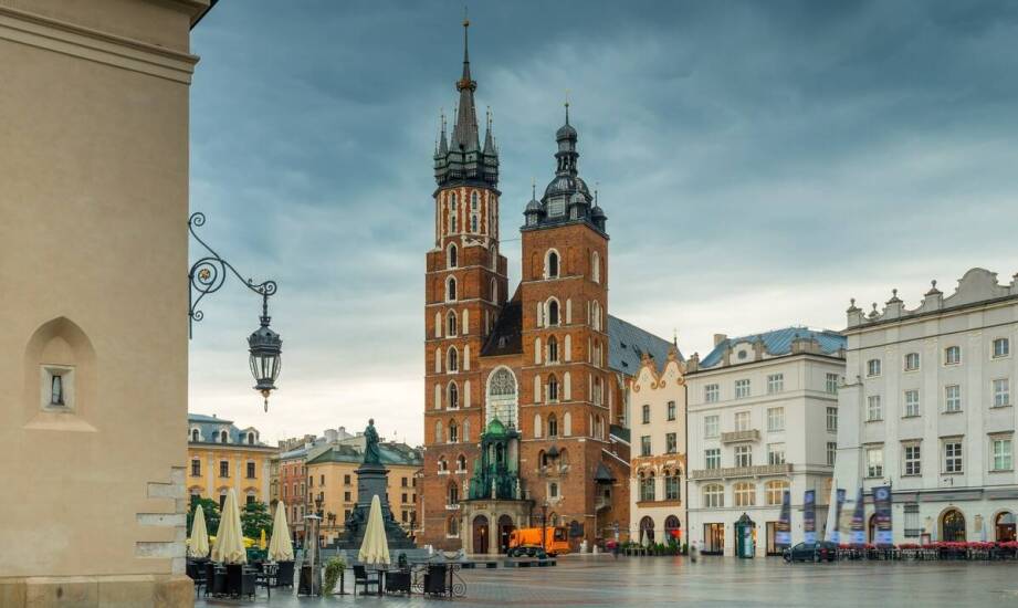 Jakie są najczęstsze pytania dotyczące strzelania z łuku w Krakowie?