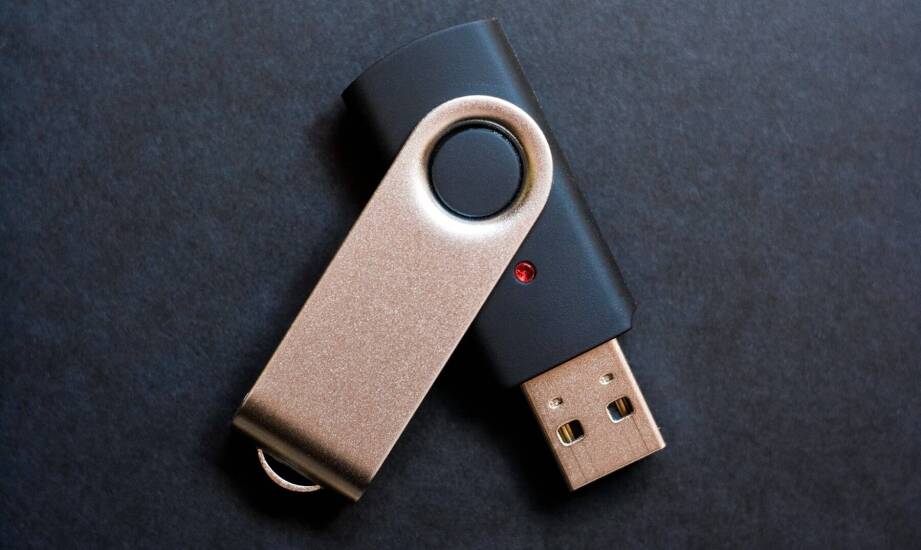 Pamięć USB z nadrukiem – skuteczne narzędzie do promocji marki