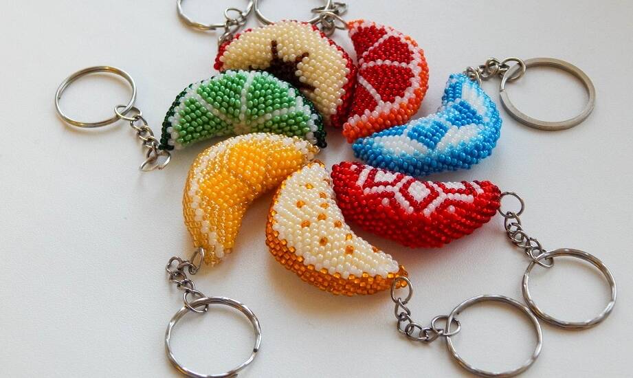 Rola breloków reklamowych w budowaniu relacji z klientami