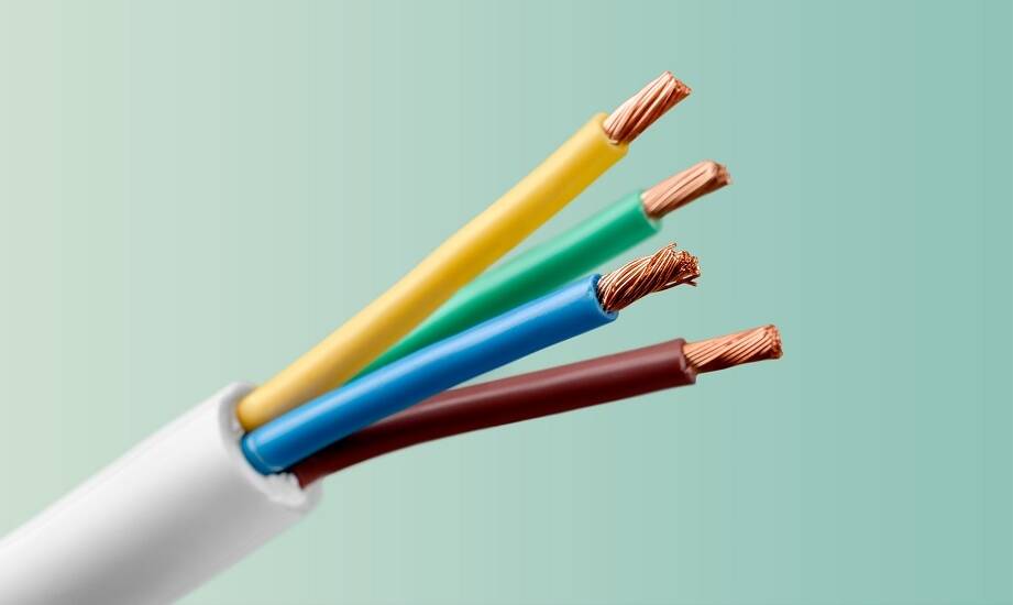 Dlaczego izolacja przewodów jest kluczowa dla bezpieczeństwa instalacji?