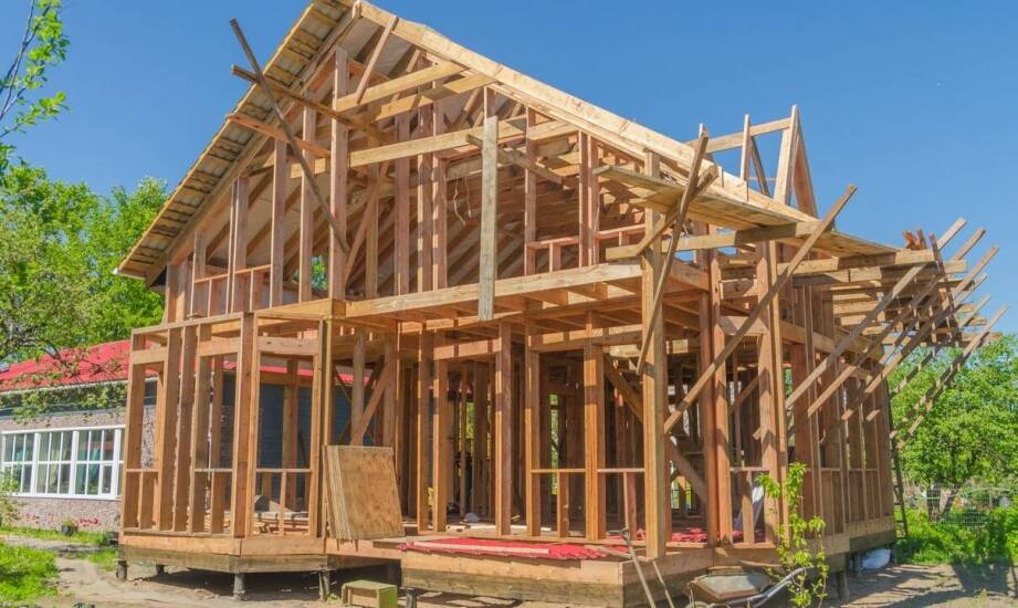 Jak technologia szkieletowa wpływa na izolacyjność termiczną domów?