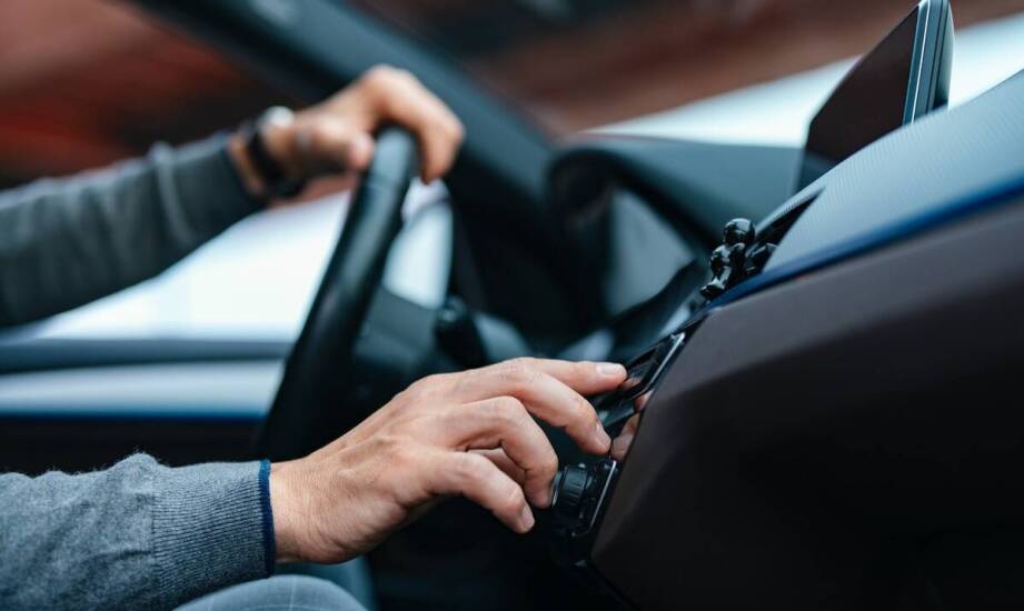 Jak zmiana biegów w Audi elektryk wpływa na realistyczną zabawę?