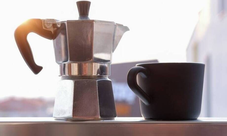 Jakie są najnowsze trendy w designie kawiarek, na przykładzie Bialetti Rainbow?