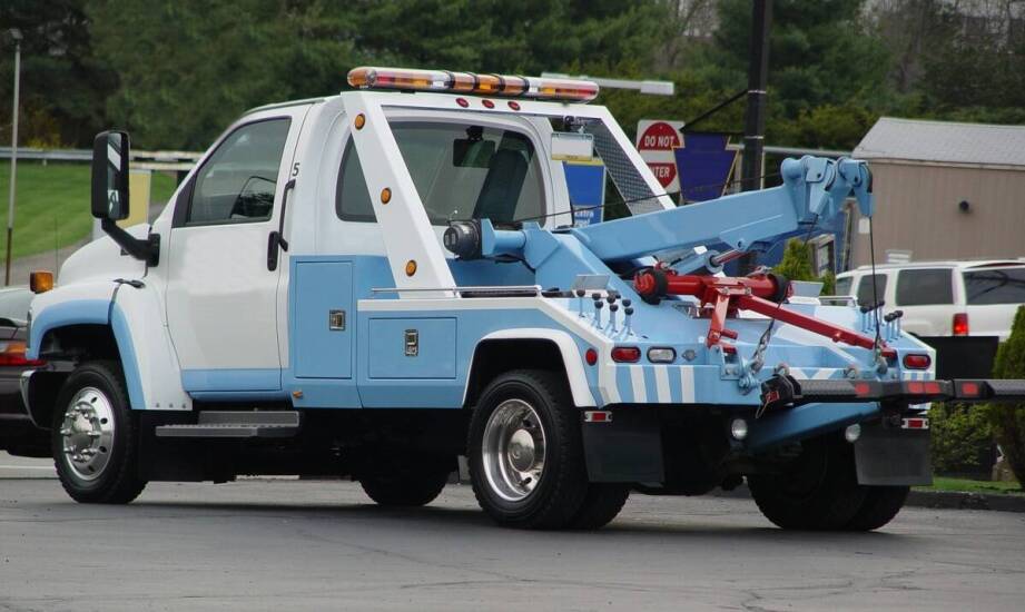 Jakie usługi oferujemy w zakresie transportu uszkodzonych pojazdów?