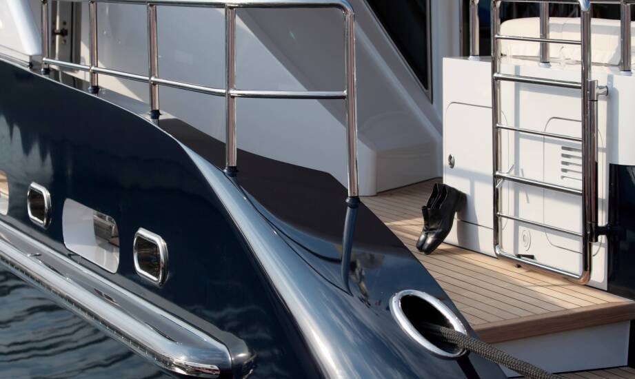 Jakie są najczęstsze błędy przy wyborze i montażu relingów?