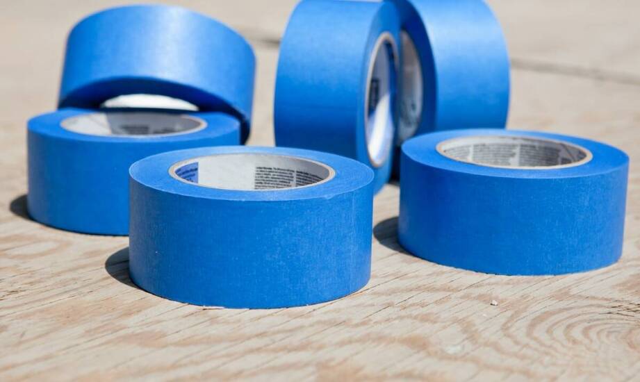 Rola taśmy malarskiej 20mm w ochronie powierzchni przed zabrudzeniami