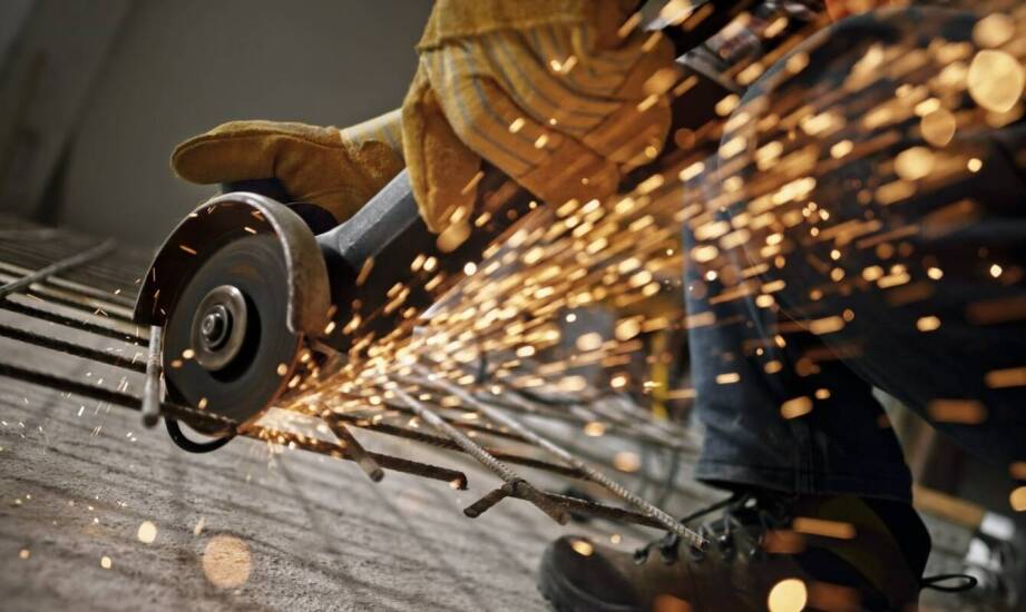 Zalety wyboru szlifierki kątowej 125 z regulacją obrotów dla profesjonalistów