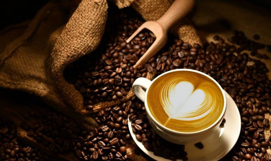 Jak wybrać idealny ekspres do kawy dla firmy? Porady