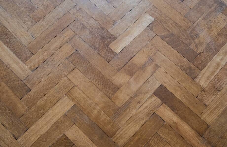 Zastosowanie paneli jodełka w małych przestrzeniach