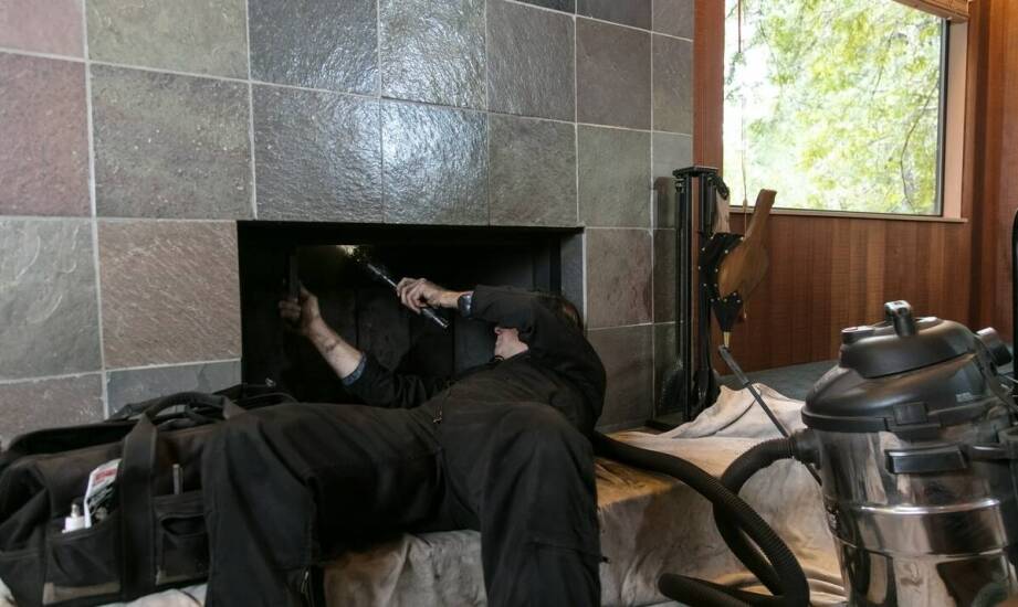 Rola kominiarza w poprawie bezpieczeństwa pożarowego budynków