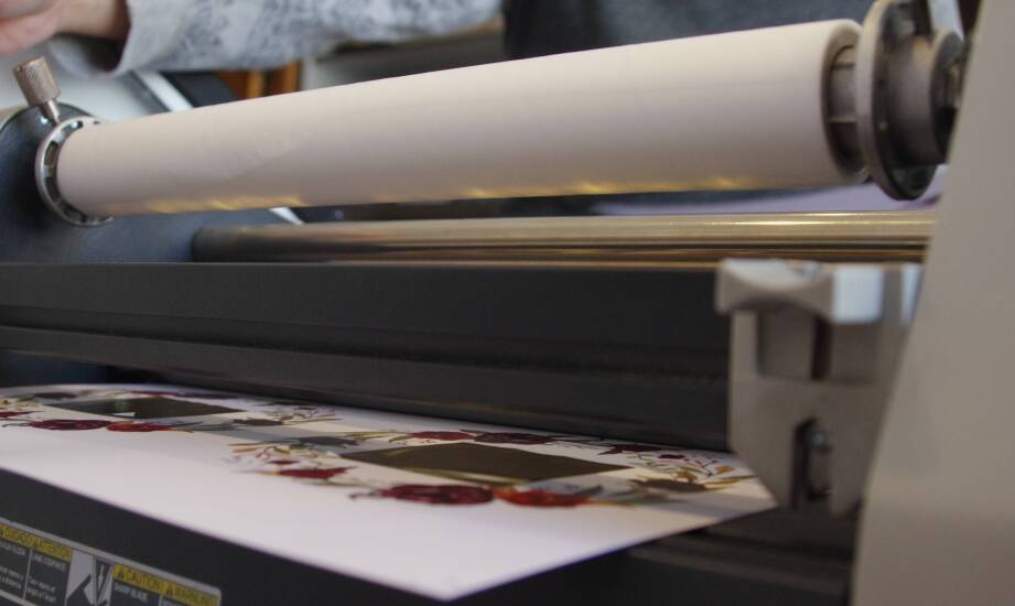 Personalizacja biurowej przestrzeni dzięki drukowi na dibondzie