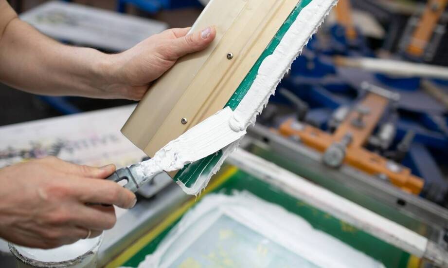 Nowoczesne materiały do sitodruku – przegląd dostępnych opcji