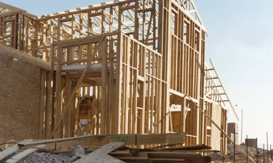 Proces projektowania i budowy nowoczesnych domów drewnianych