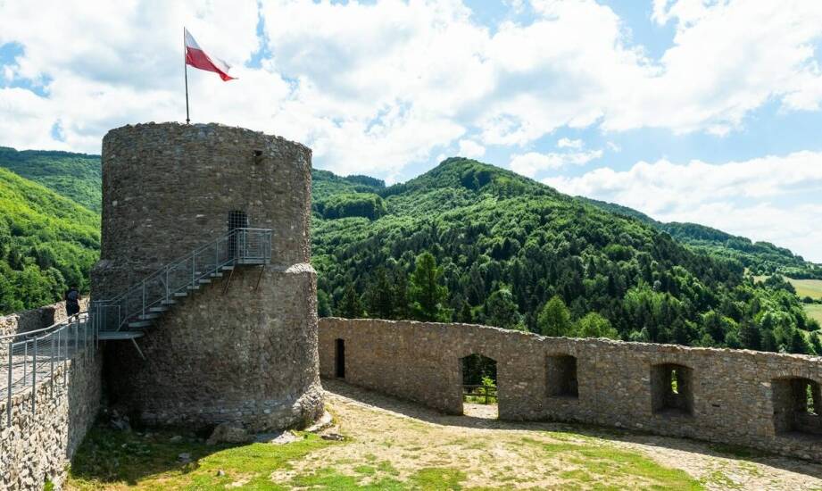 Szlak Piastowski: przewodnik po najważniejszych miejscach historycznych