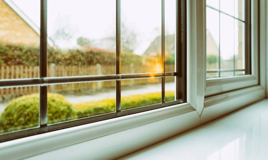 Okna MS a izolacyjność akustyczna: Kluczowe aspekty dla domowego spokoju