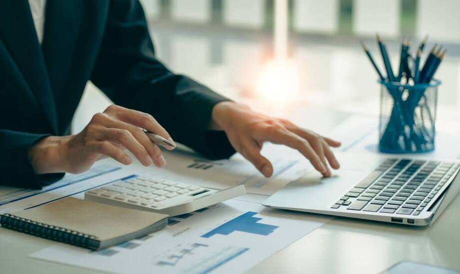 Skuteczne prowadzenie księgowości uproszczonej z pomocą ekspertów