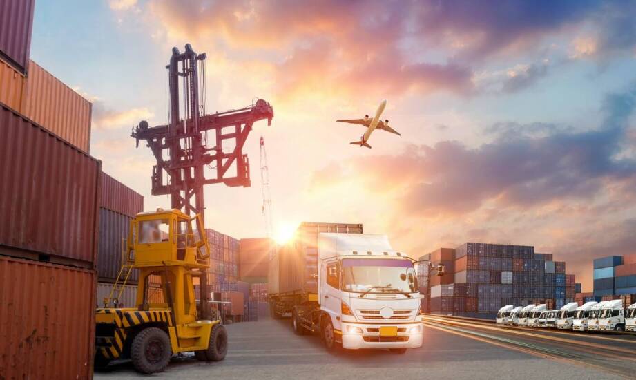 Wie beeinflusst der internationale Transport die Optimierung der Lieferkette?