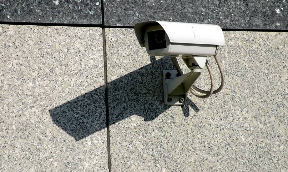 Bezpieczny i monitorowany budynek apartamentów: co warto wiedzieć?