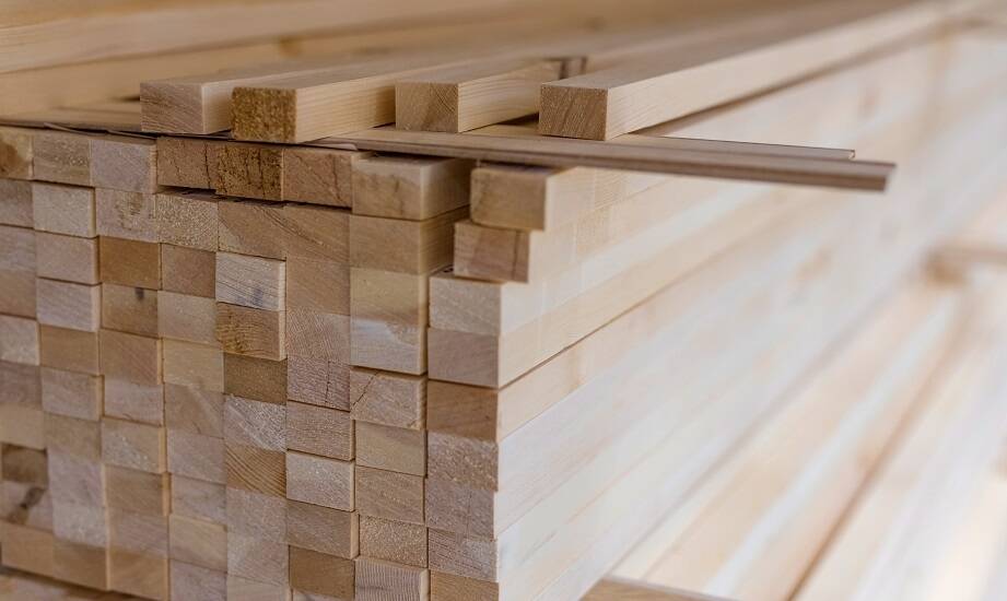 Wpływ precyzyjnej obróbki na jakość drewna konstrukcyjnego