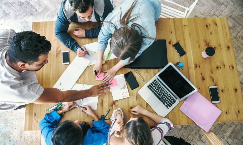 Jak agencja reklamowa w Ostrowie Wielkopolskim wspiera rozwój małych firm?