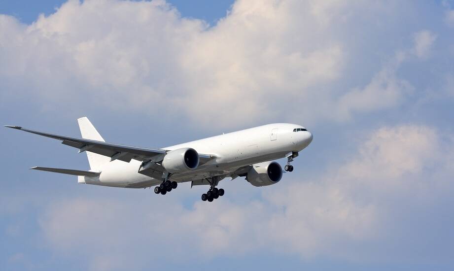 Spedycja lotnicza: jak zapewnić bezpieczeństwo przesyłek?