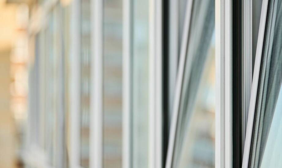 Wpływ wycieraczek systemowych zewnętrznych na komfort użytkowników w obiektach publicznych