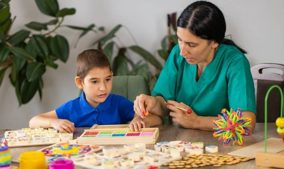 Dysleksja a terapia logopedyczna: skuteczne strategie wsparcia