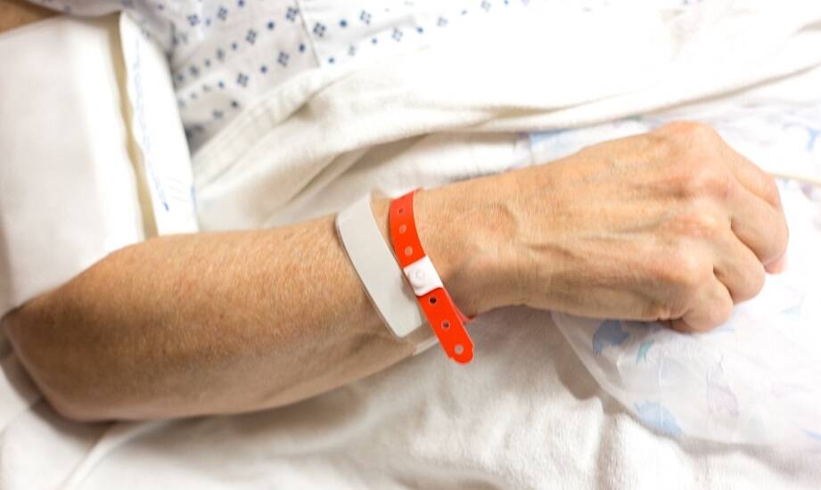 Bezpieczeństwo danych na opaskach szpitalnych – co warto wiedzieć?