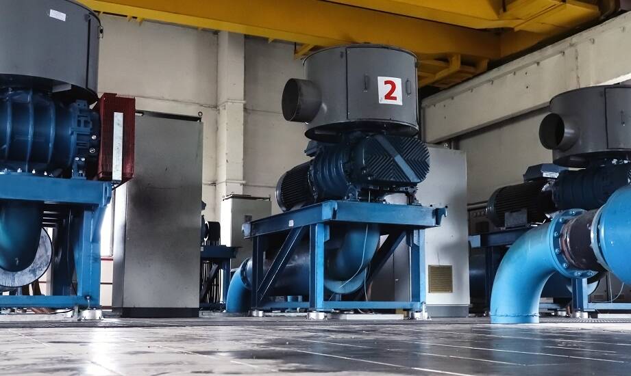 Jakie korzyści przynosi zastosowanie kompresorów do wydmuchu pelletu w przemyśle spożywczym?