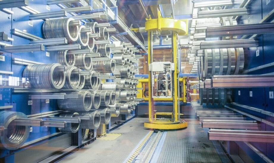 Innowacyjne technologie w produkcji półek do Iveco Stralis