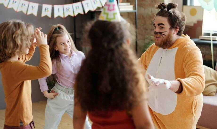Jak teatralne warsztaty wpływają na emocjonalny rozwój uczestników?