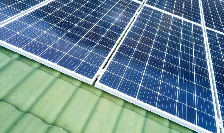 Jakie materiały są kluczowe dla efektywności systemu SR?