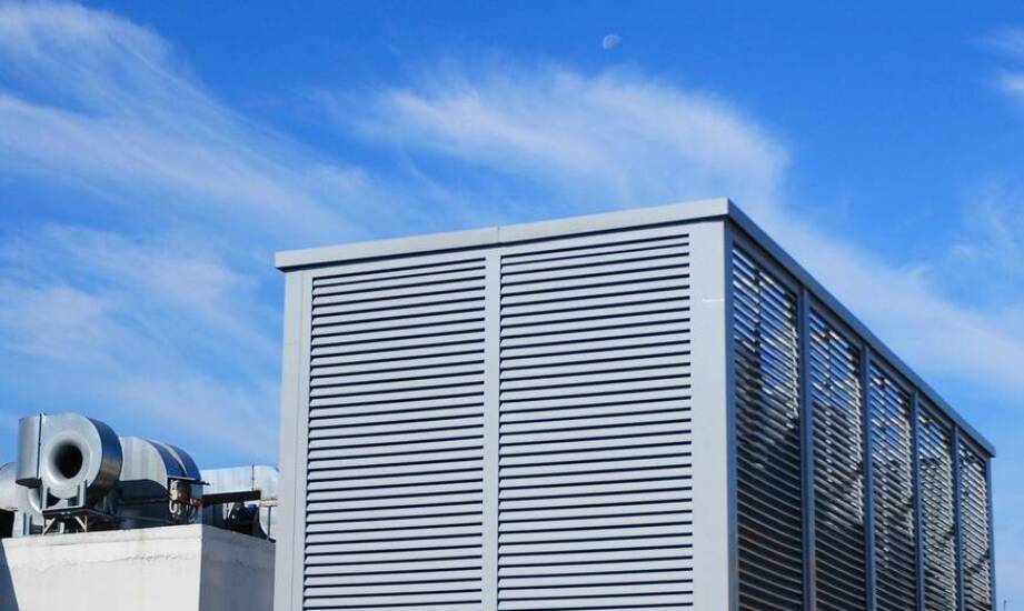 Zróżnicowane zastosowania wewnętrznych kratek wentylacyjnych w obiektach przemysłowych