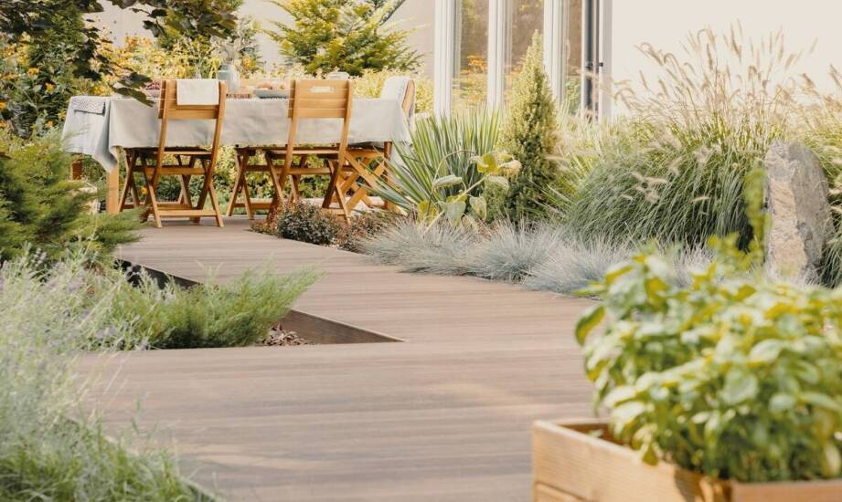 Nowoczesne rozwiązania w architekturze krajobrazu z użyciem kwadratowych palisad