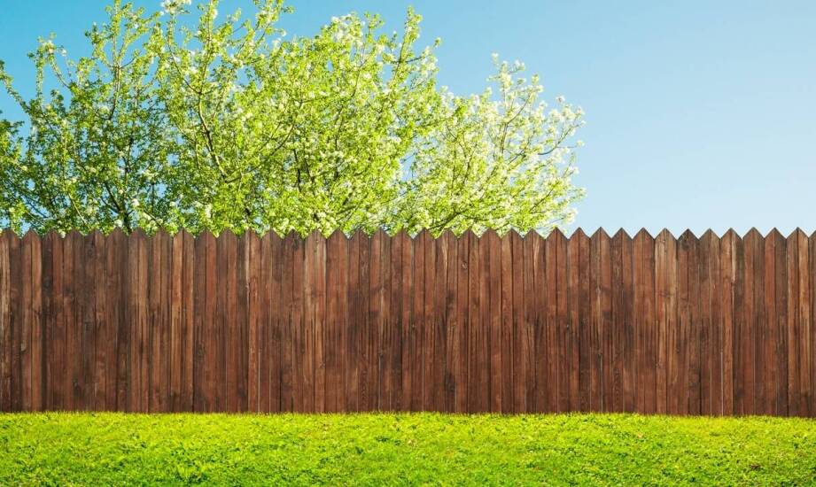 Wpływ prostokątnej palisady na ochronę przed spływem wody deszczowej