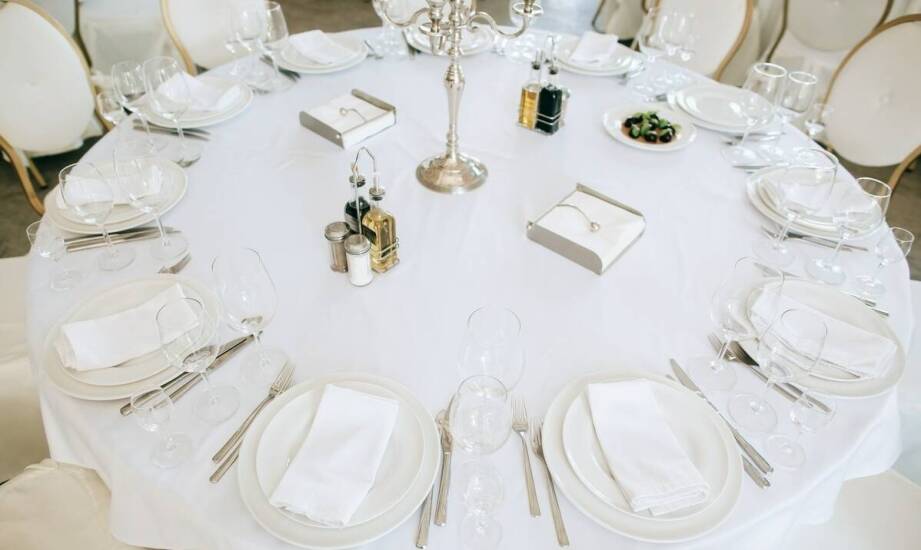 Personalizowane obrączki do serwetek - sposób na wyjątkowy stół