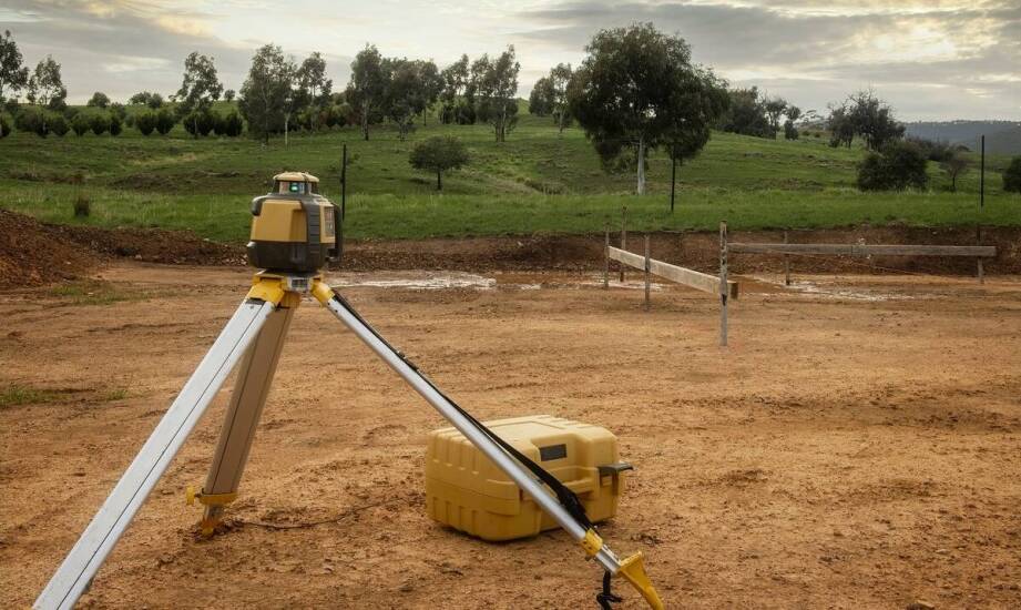 Jakie przygotowawcze prace są niezbędne przed wierceniem studni?