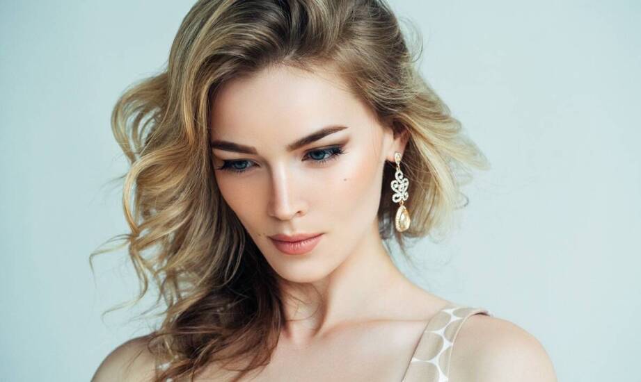 Kolczyki kółka z chirurgicznej stali – doskonałe uzupełnienie każdej stylizacji