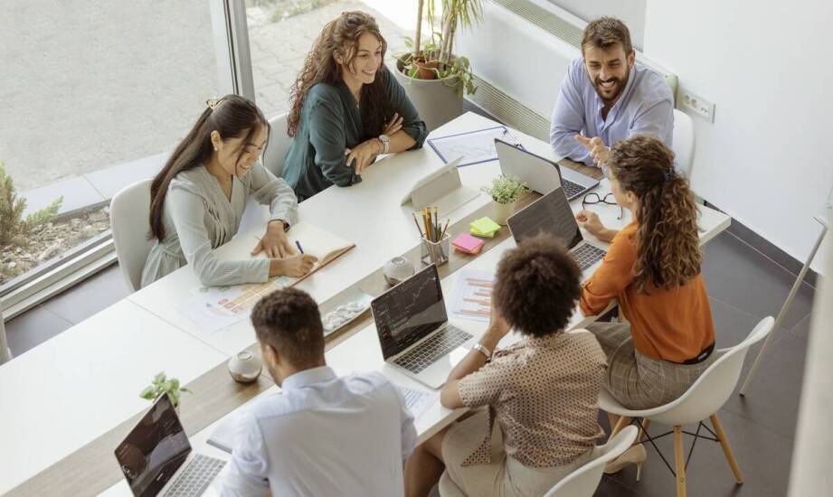 Znaczenie certyfikatów ISO dla zrównoważonego rozwoju w firmie