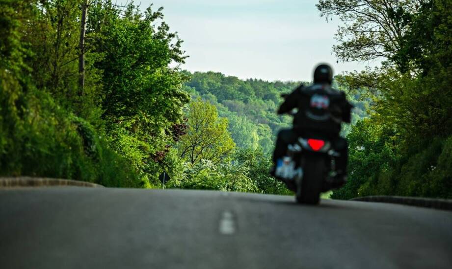 Bezpieczeństwo a motocyklowa saszetka – jakie rozwiązania są najlepsze?