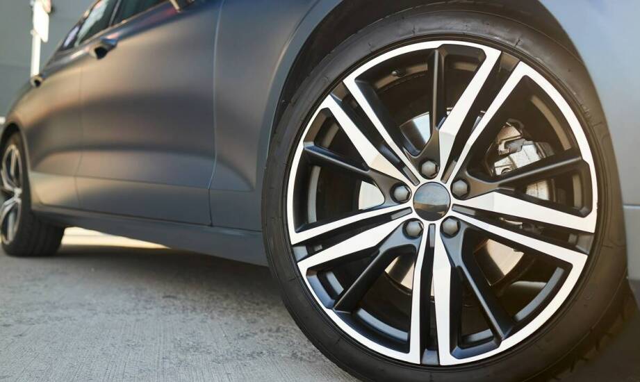 Wpływ felg na postrzeganie luksusu w pojazdach