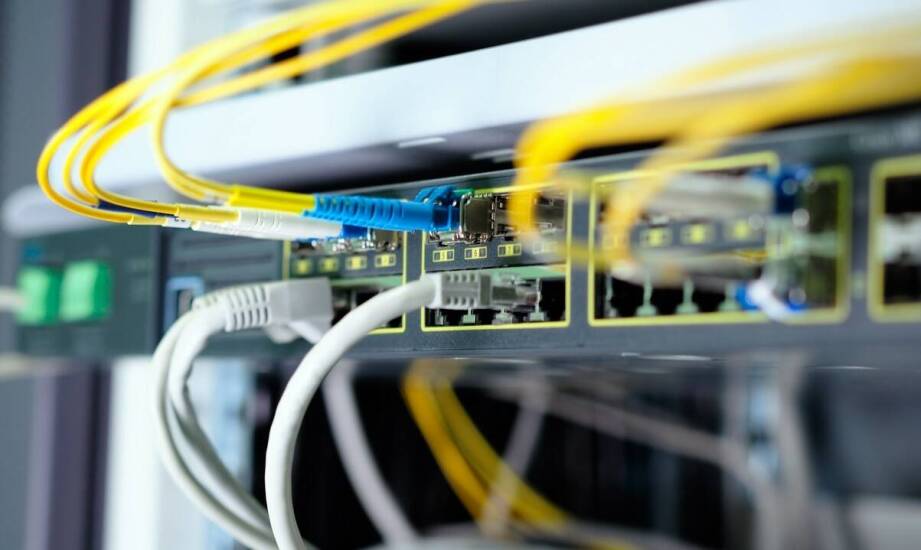 Najważniejsze cechy, które powinien mieć kabel S/FTP RJ45 dla optymalnej wydajności