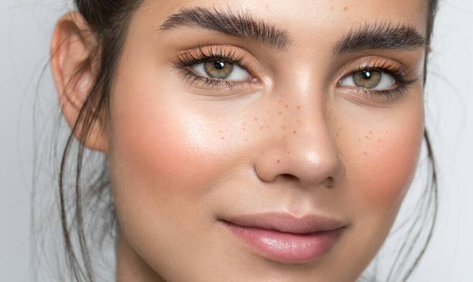 Henna jako element codziennej pielęgnacji dla brwi