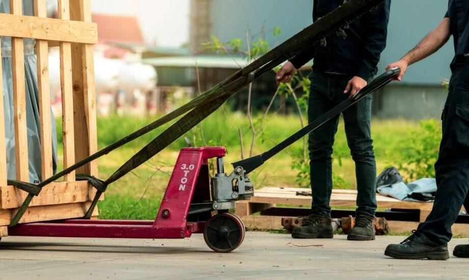 W jaki sposób wynajem paleciaków może wspierać projekty budowlane?