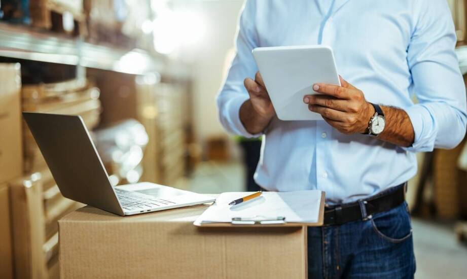 Jak skutecznie zarządzać procedurami celnymi przy imporcie do Irlandii?