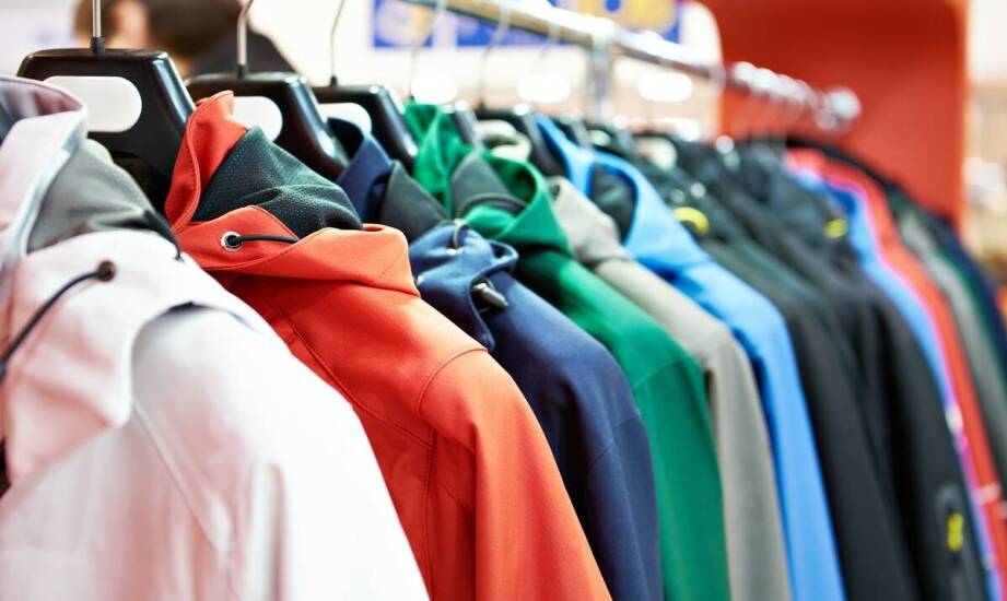 Jakie materiały są najczęściej wykorzystywane w merchandisingowych produktach?